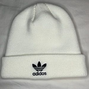Adidas original white beanie,NEW no tags